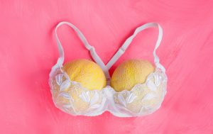 Como lidar com o problema dos mamilos invertidos?