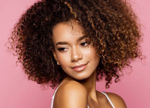 Como retirar a química do cabelo sem precisar cortar? Tem como?