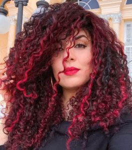 Como saber o que o cabelo precisa no cronograma capilar? Hidratação, Nutrição ou Reconstrução?