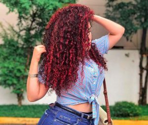 Acidificação Capilar: O que é, Como Fazer e Como Usar o Acidificante