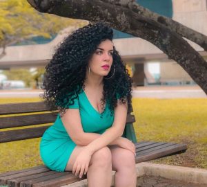 Como se sentir bonita, inteligente e capaz: 4 dicas para melhorar sua autoestima