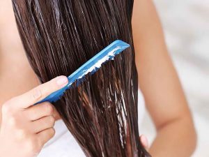 Como tirar o óleo de coco do cabelo? Livre-se do aspecto oleoso e seboso