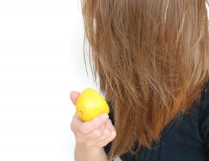 Como fazer Acidificação Capilar em casa: 3 receitas de acidificantes para seu cabelo