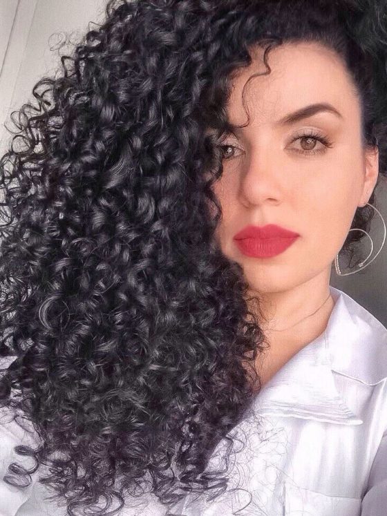 Cabelo e pele macia com soro de leite: Minha receita caseira que hidrata e parece um banho de brilho