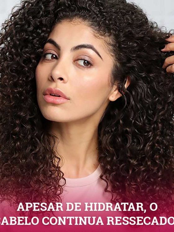 Apesar de Hidratar, o Cabelo Cacheado continua Ressecado! 2 Causas possíveis