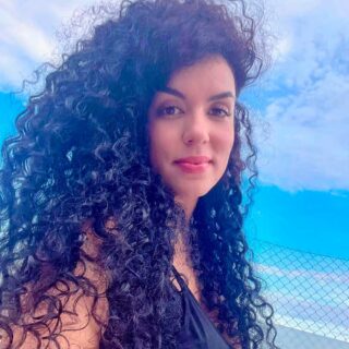 Óleo capilar que não pesa nem cabelo fino: Wella Professionals Oil Reflections Light