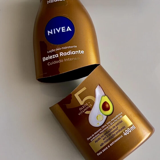 Hidratante Anti Estrias: resenha Nivea pele Negra Beleza Radiante